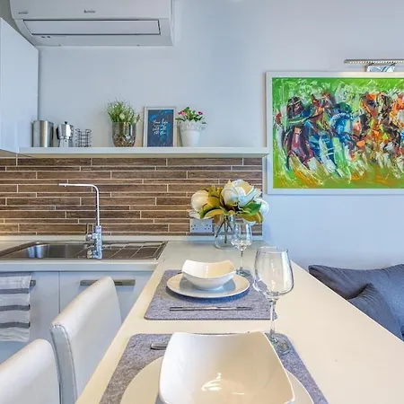 Stylish 1bedroom In The Heart Of St Julians 202