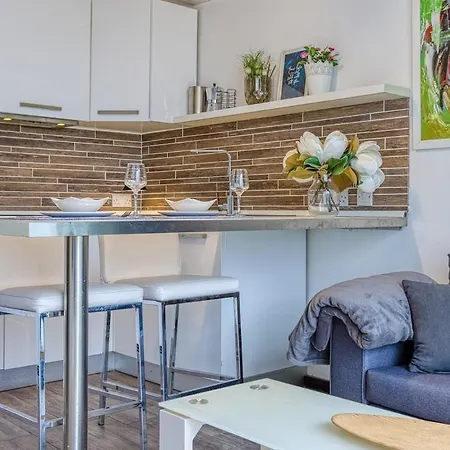 Stylish 1bedroom In The Heart Of St Julians 202 * Saint Julian's