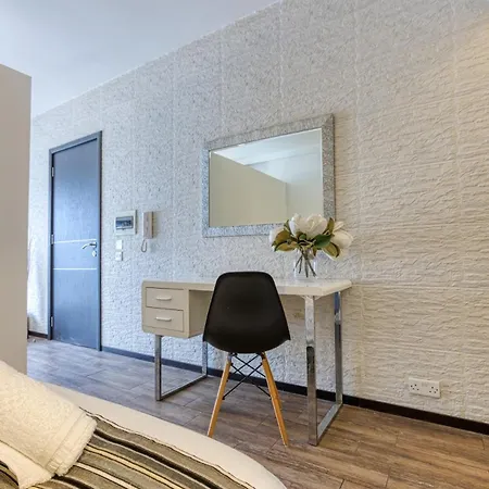 Stylish 1bedroom In The Heart Of St Julians 202 公寓 *